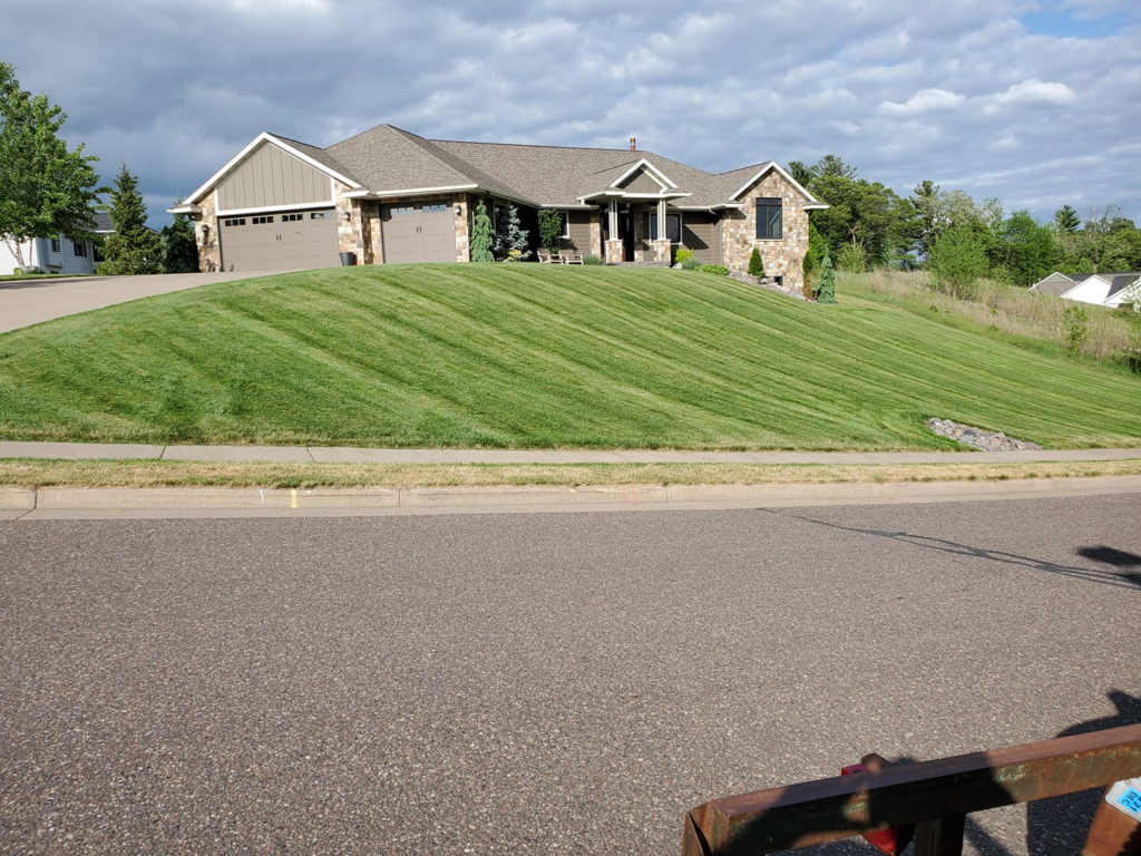 spring lawn and landscaping services in Eau Claire WI
